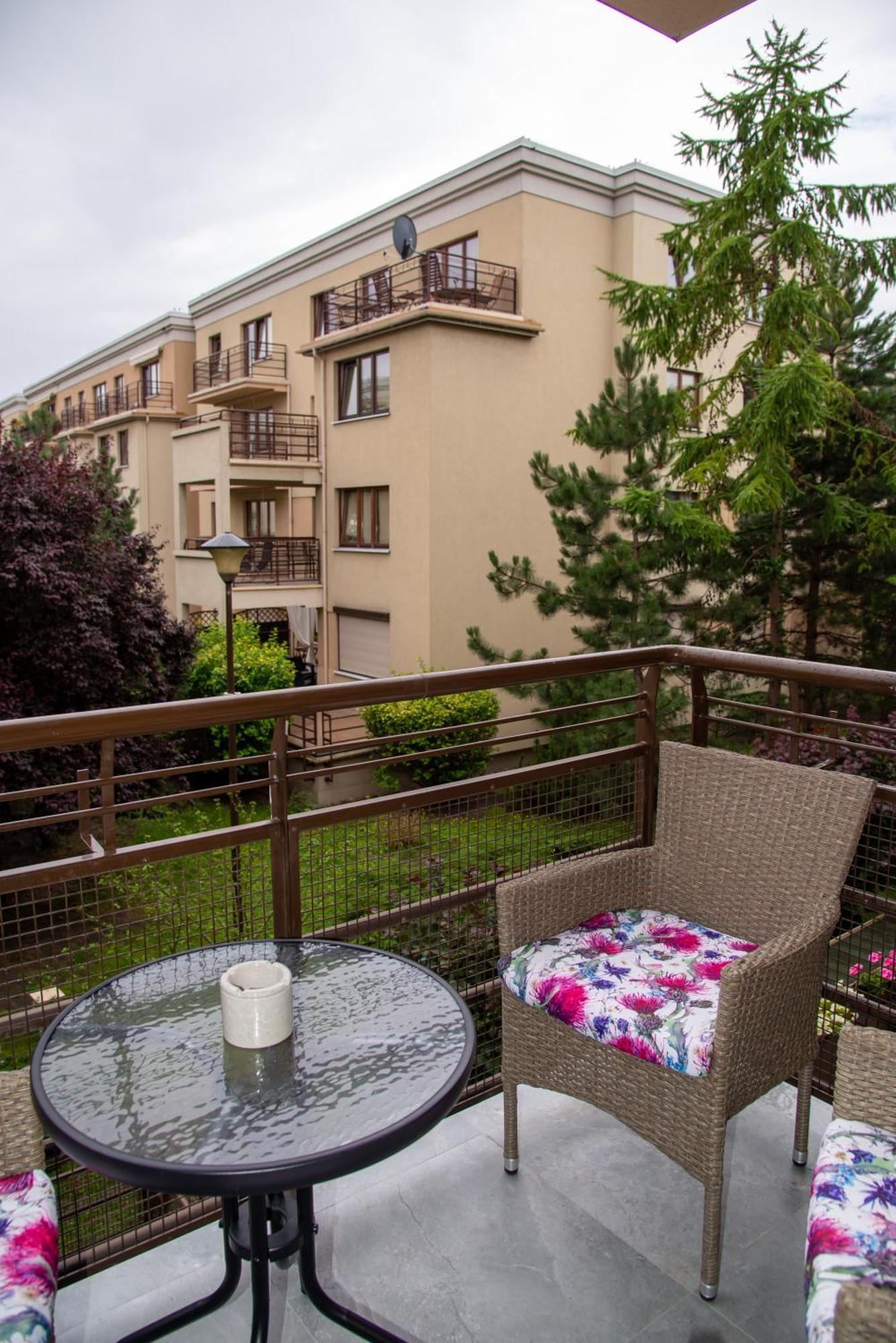 Maya's Flats & 102 - Premium Przy Parku Regana 3 Blisko Plazy Lägenhet