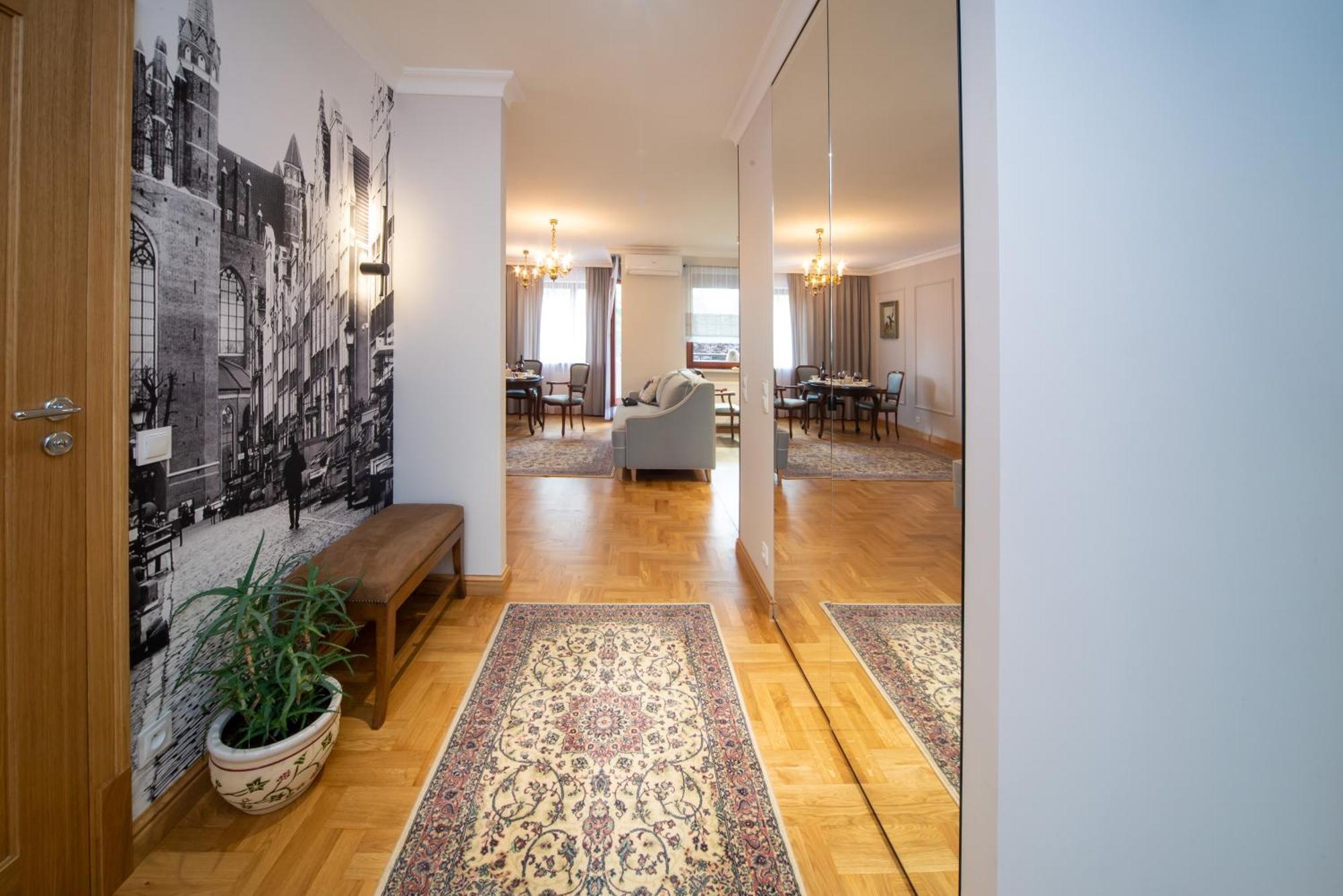 Maya's Flats & 102 - Premium Przy Parku Regana 3 Blisko Plazy Gdańsk